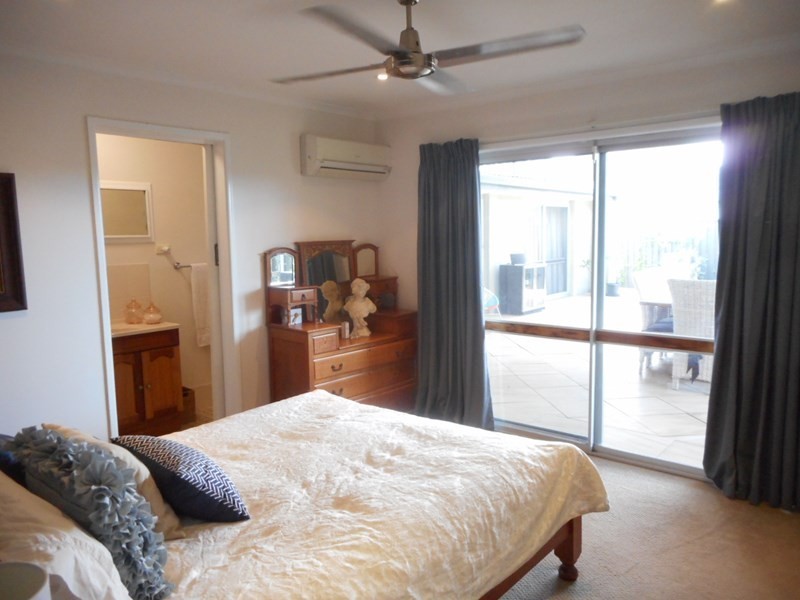 134 Mt Ommaney Drive, Jindalee QLD 4074