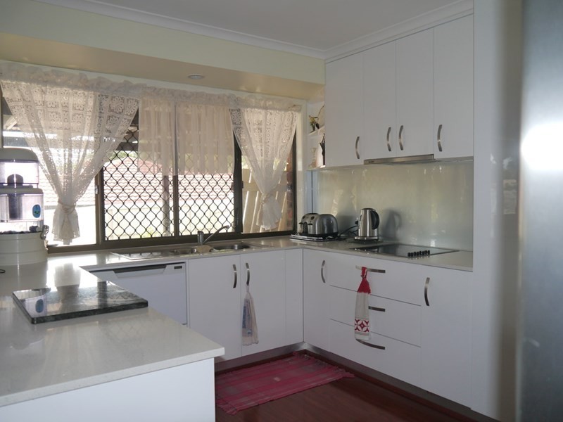 36 Radcliffe, Sinnamon Park QLD 4073