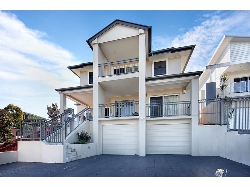 8 Bedwell Place, Mount Ommaney QLD 4074