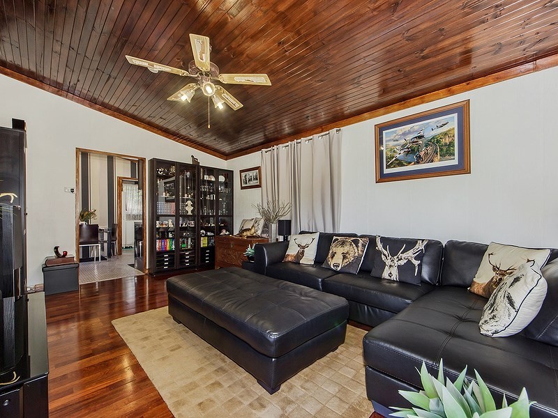 53 Strathaird Street, Darra QLD 4076