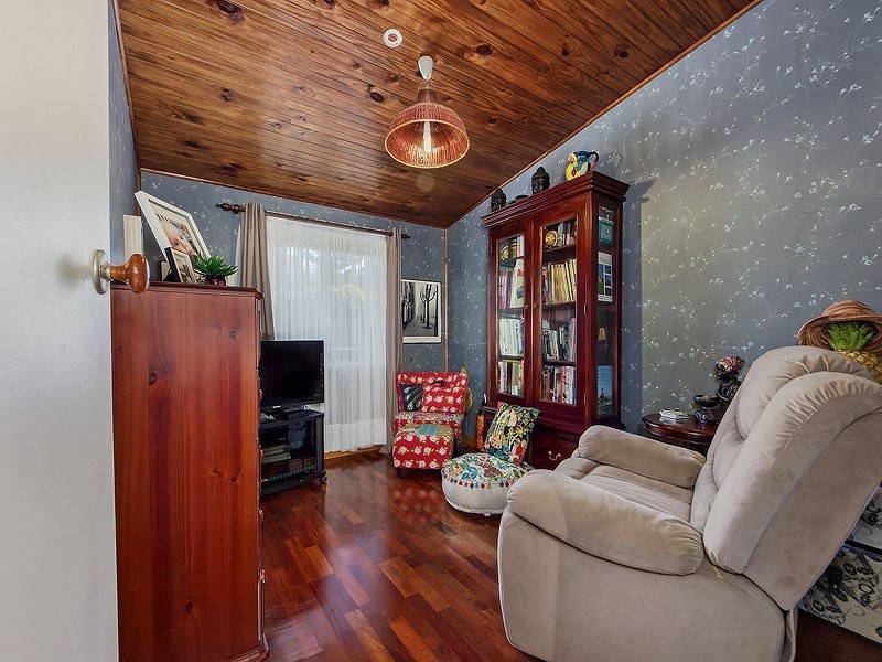 53 Strathaird Street, Darra QLD 4076