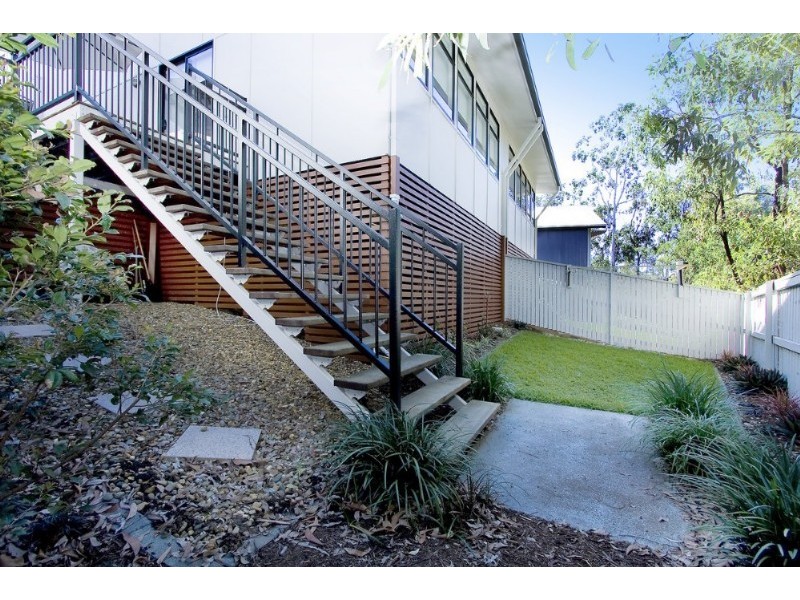 Mount Ommaney QLD 4074