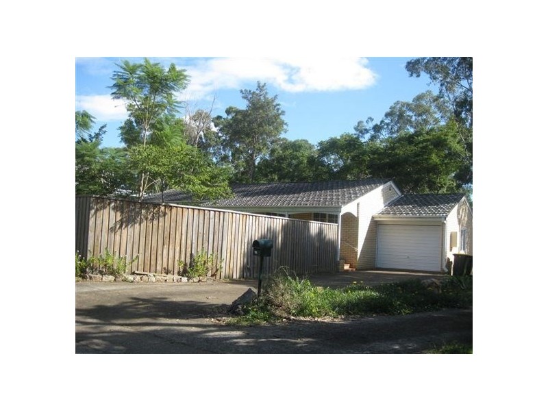 31 Kenmore Road, Kenmore QLD 4069