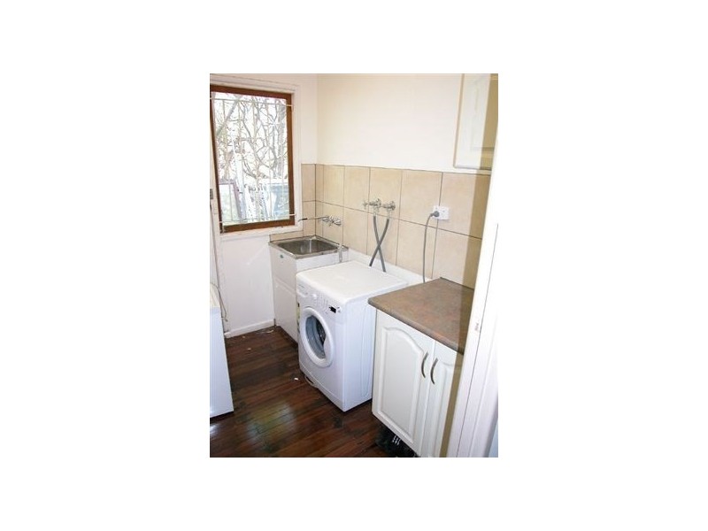 31 Kenmore Road, Kenmore QLD 4069
