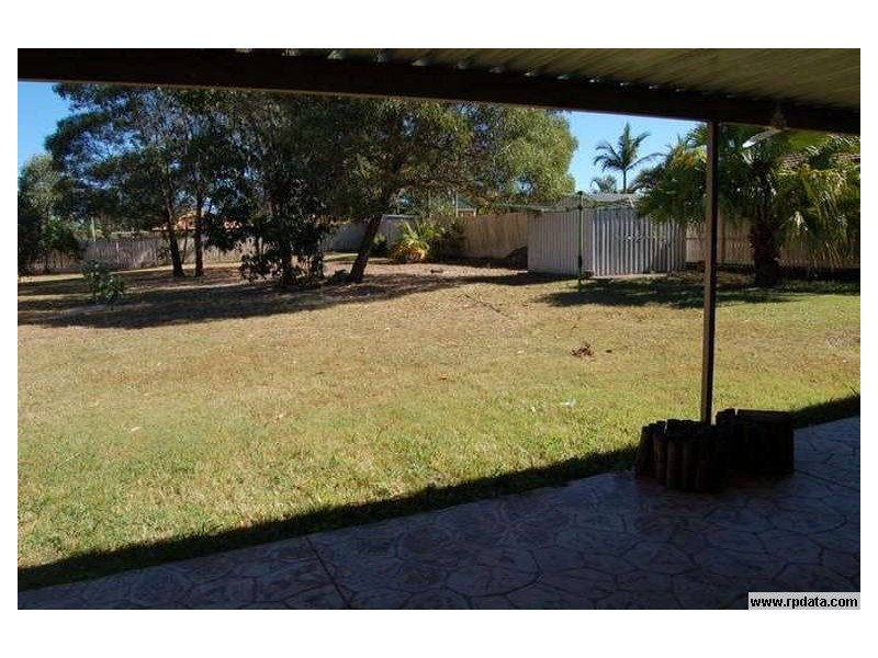 196 Emerald Drive, Regents Park QLD 4118