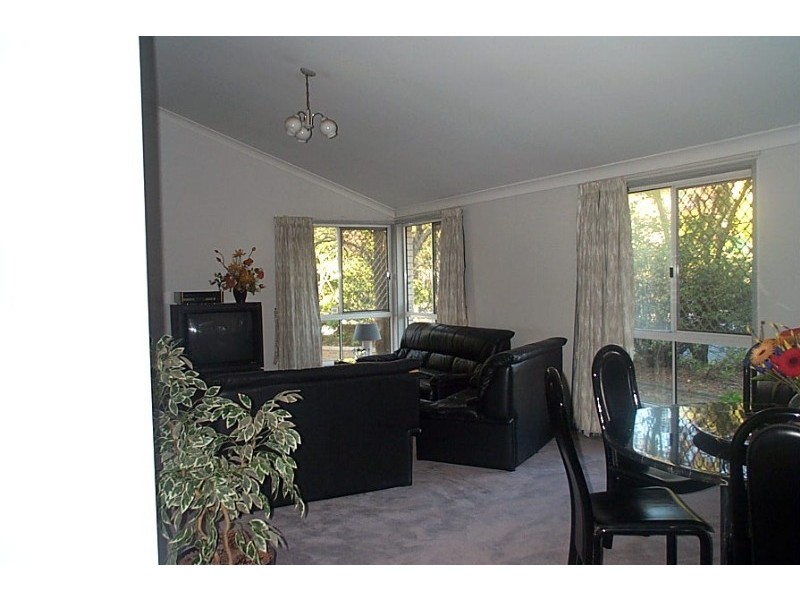 Sinnamon Park QLD 4073