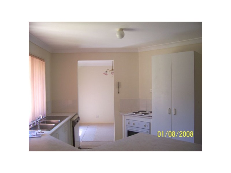 42 Settlers Circuit, Forest Lake QLD 4078