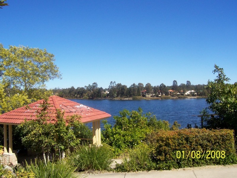 42 Settlers Circuit, Forest Lake QLD 4078