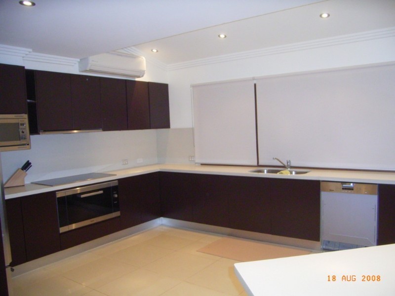 Mount Ommaney QLD 4074