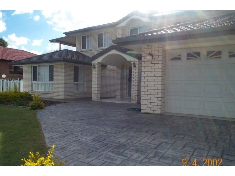 Mount Ommaney QLD 4074