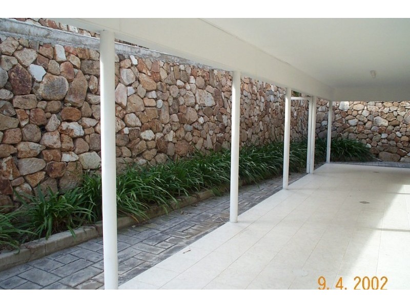 Mount Ommaney QLD 4074