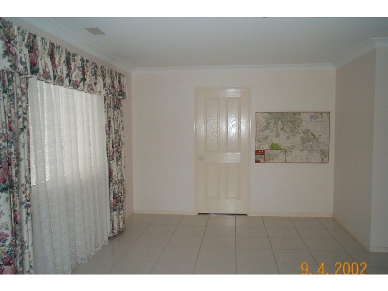 Mount Ommaney QLD 4074