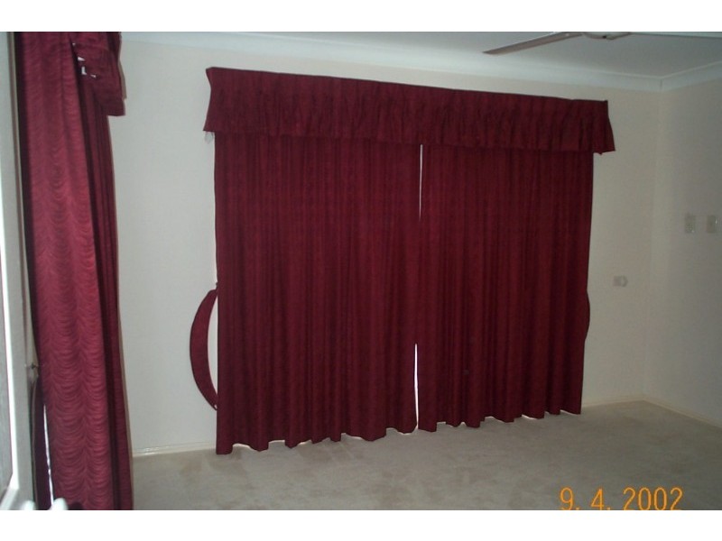 Mount Ommaney QLD 4074