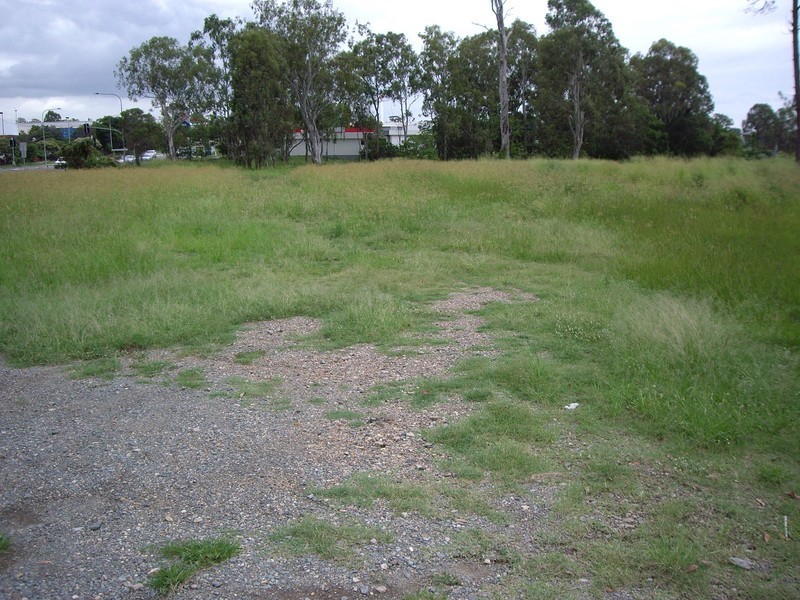 Oxley QLD 4075