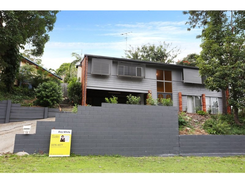 14 Cassandra Street, Chapel Hill QLD 4069