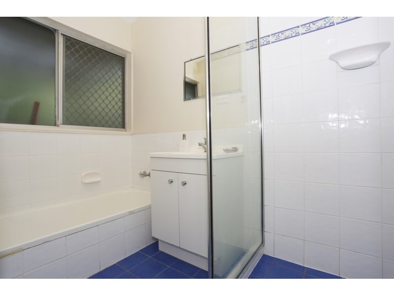 14 Cassandra Street, Chapel Hill QLD 4069