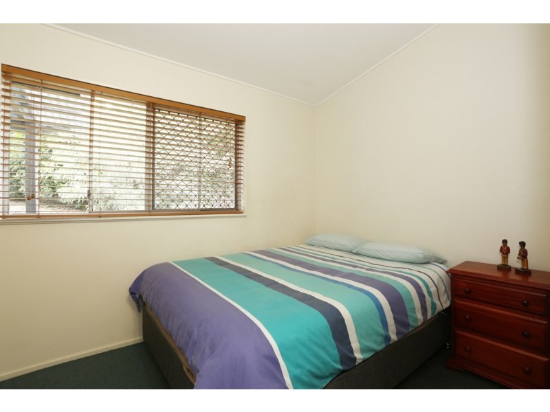 14 Cassandra Street, Chapel Hill QLD 4069