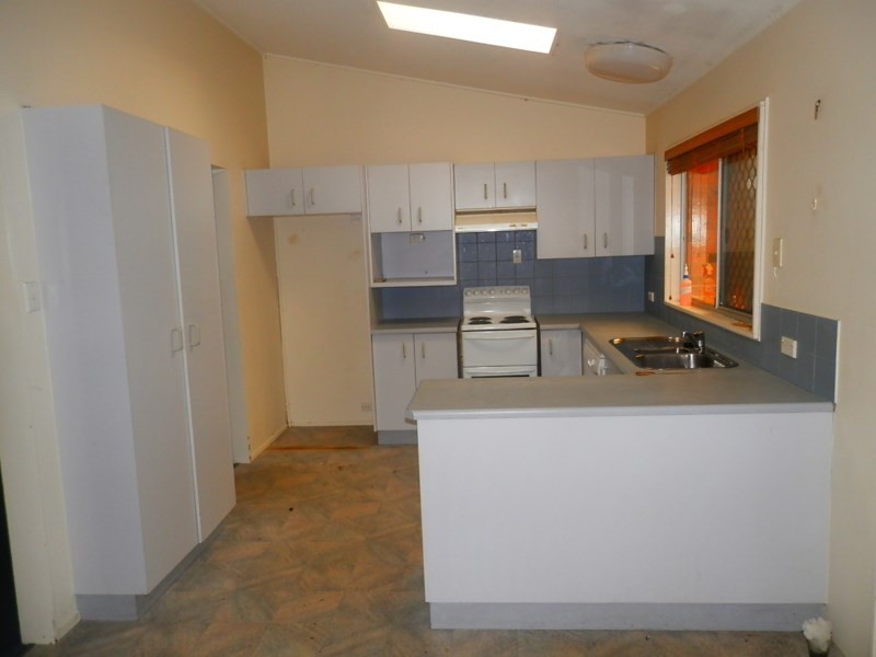 14 Cassandra Street, Chapel Hill QLD 4069