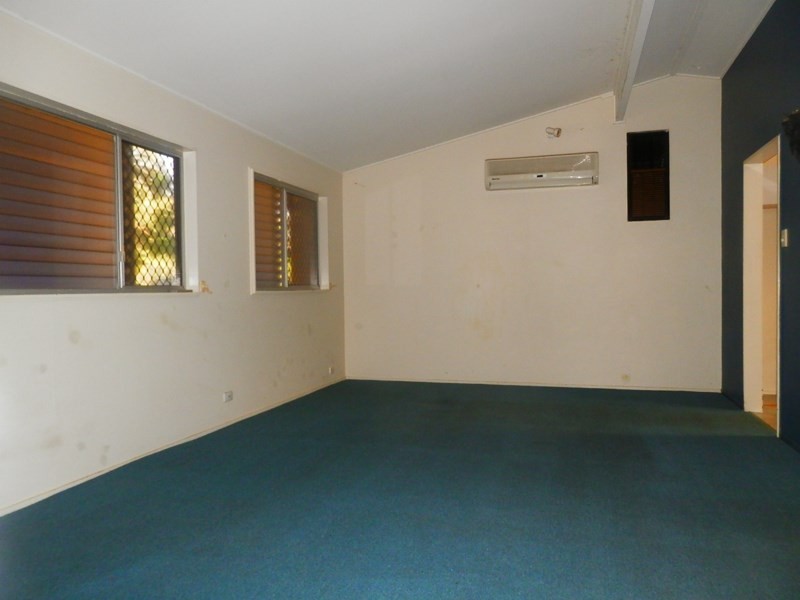 14 Cassandra Street, Chapel Hill QLD 4069