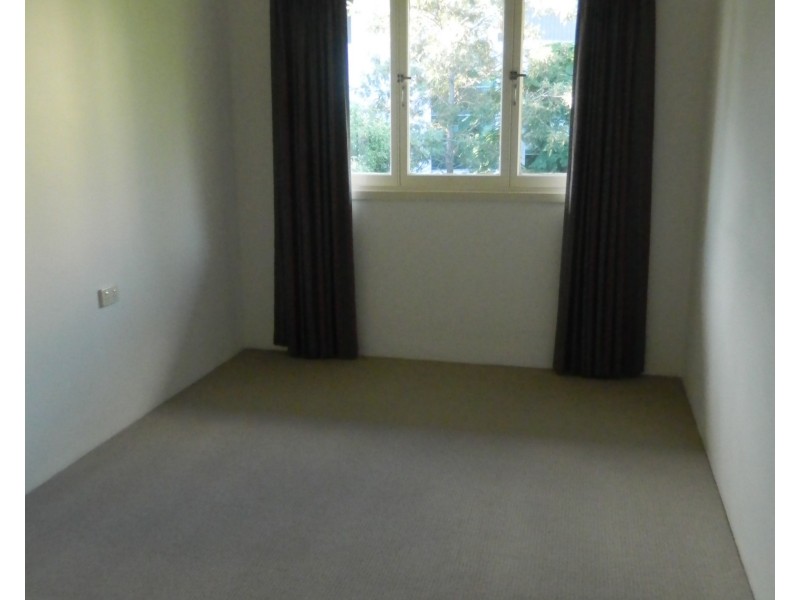 8/30 Ryans Road,, St Lucia QLD 4067