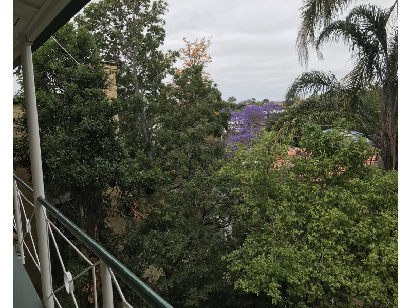 8/30 Ryans Road,, St Lucia QLD 4067