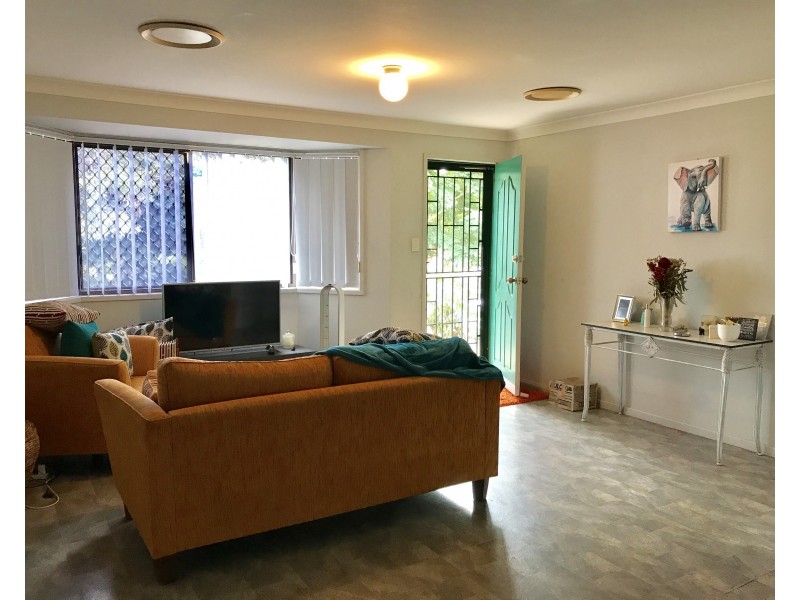 26 Dove Tree Crescent, Sinnamon Park QLD 4073