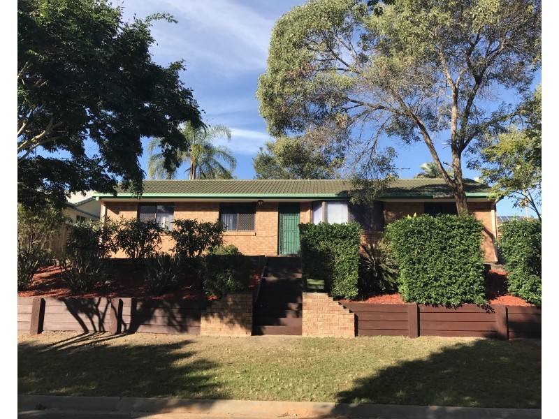 26 Dove Tree Crescent, Sinnamon Park QLD 4073