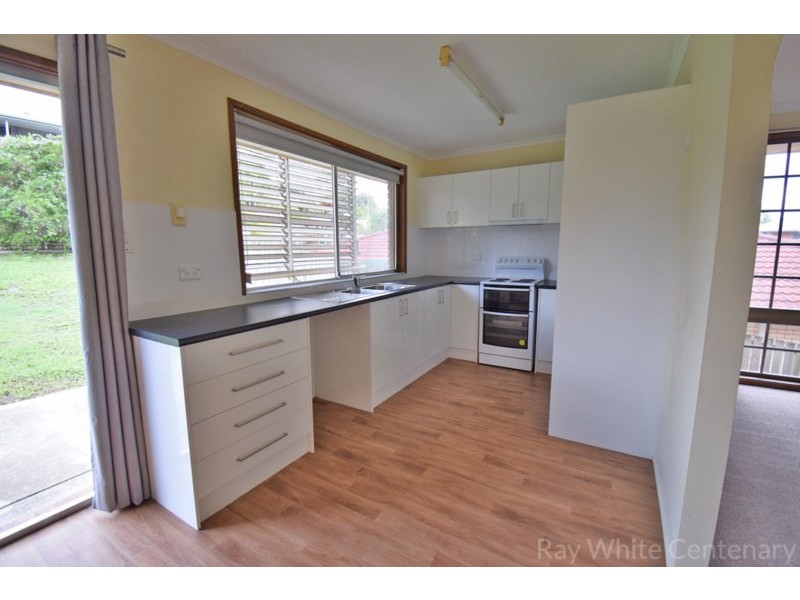 16 Ebrill Street, Jamboree Heights QLD 4074