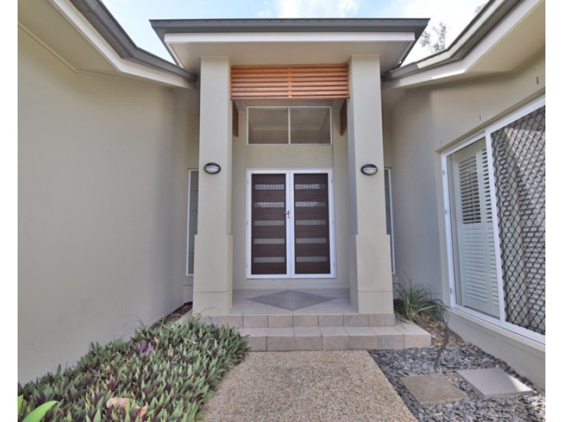 85 Daintree Place, Riverhills QLD 4074