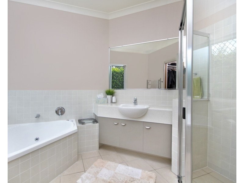 85 Daintree Place, Riverhills QLD 4074