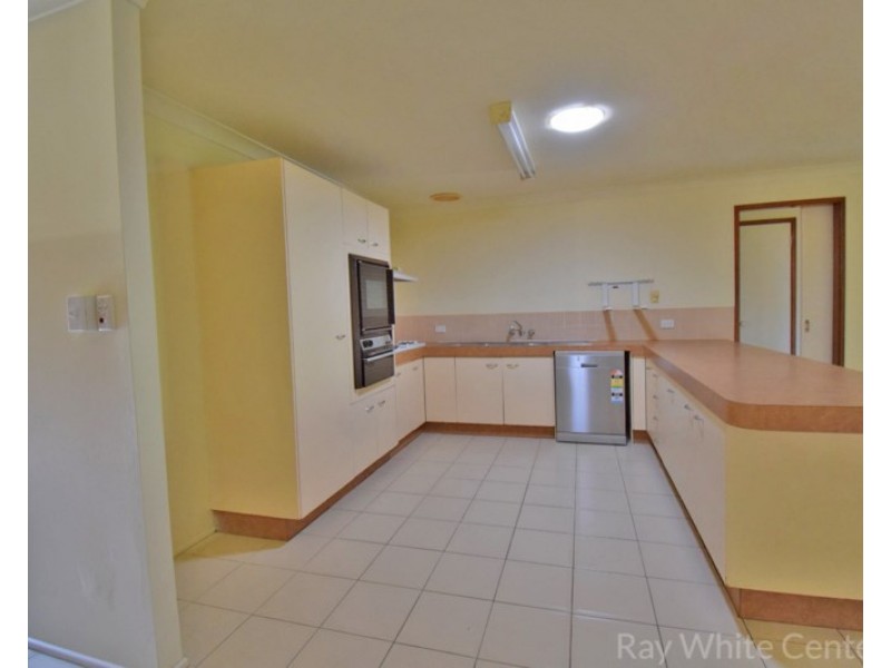 17 Raeside Street, Westlake QLD 4074
