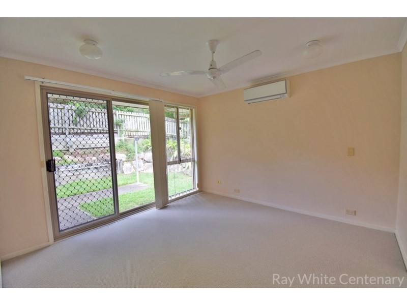 .5 Rosemount Street, Sinnamon Park QLD 4073