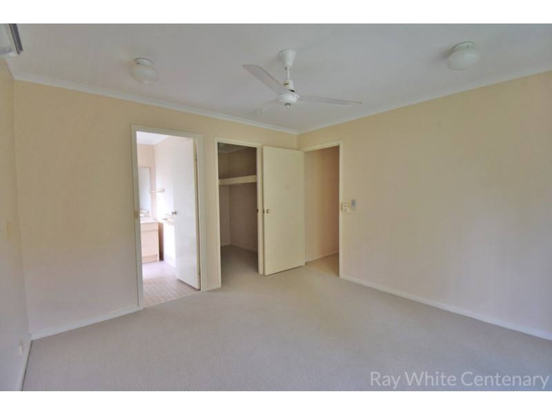 .5 Rosemount Street, Sinnamon Park QLD 4073