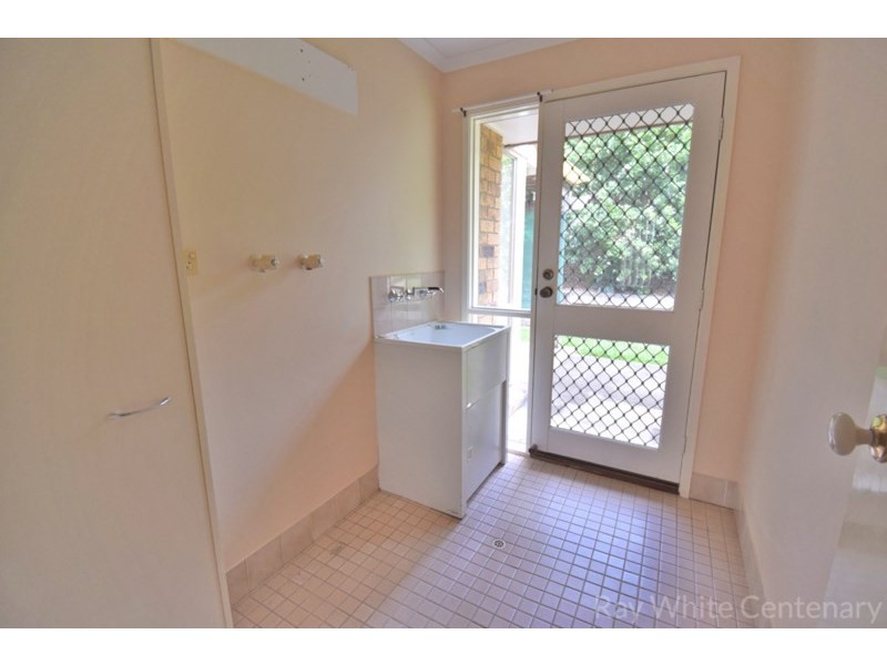 .5 Rosemount Street, Sinnamon Park QLD 4073