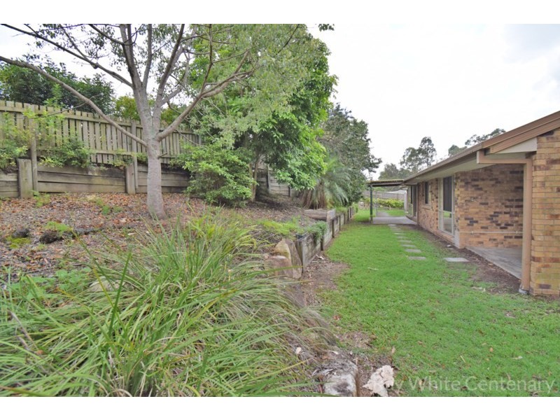 .5 Rosemount Street, Sinnamon Park QLD 4073