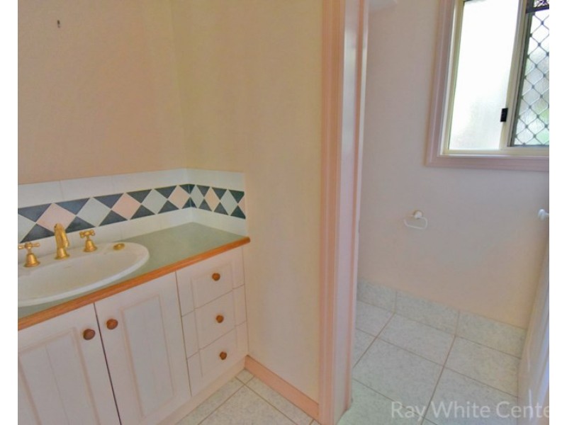 13 Baronga Street, Middle Park QLD 4074