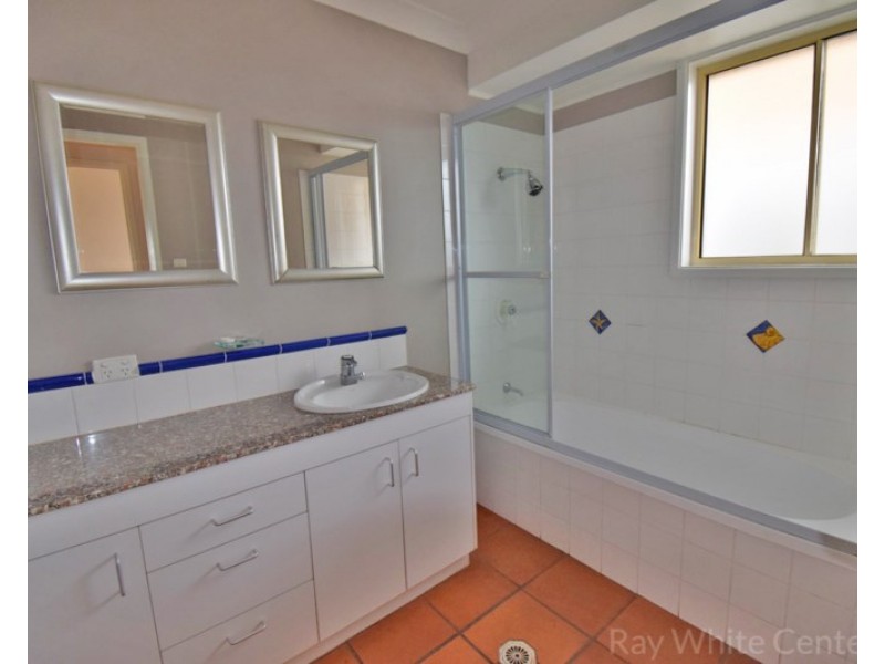 302A Horizon Drive, Westlake QLD 4074