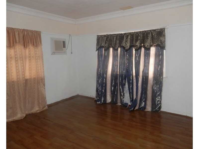 15 Parakeet Street, Inala QLD 4077