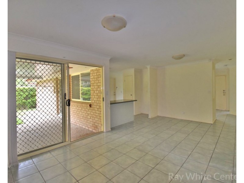 16 Horton Place, Forest Lake QLD 4078