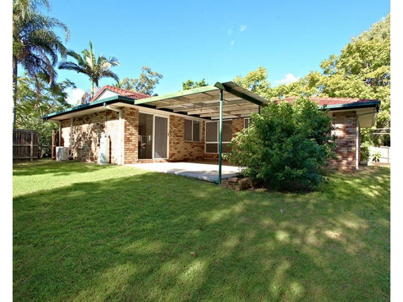 3 Norfolk Place, Seventeen Mile Rocks QLD 4073