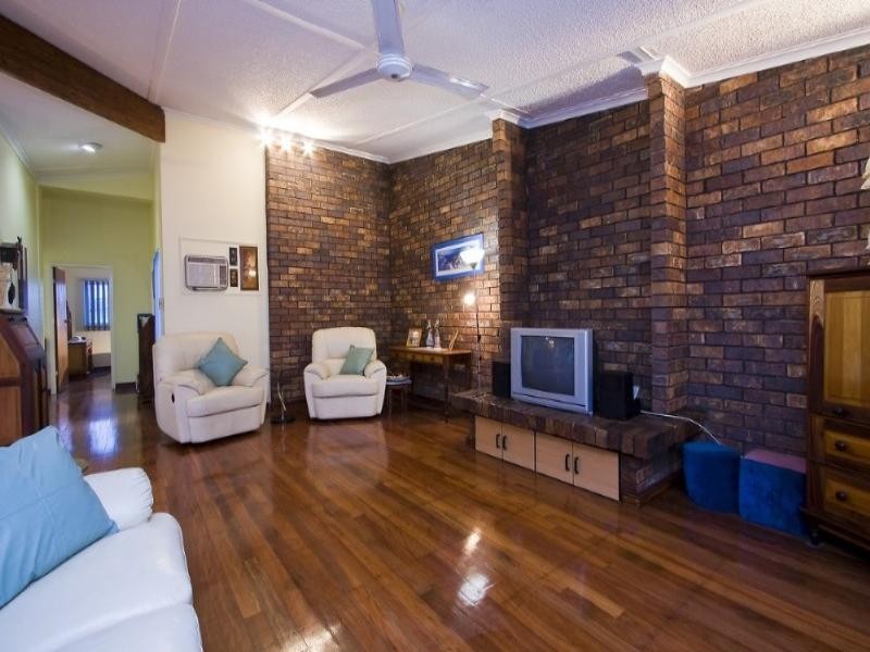 Jindalee QLD 4074