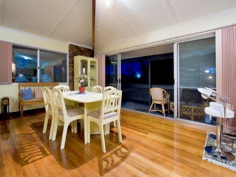 Jindalee QLD 4074