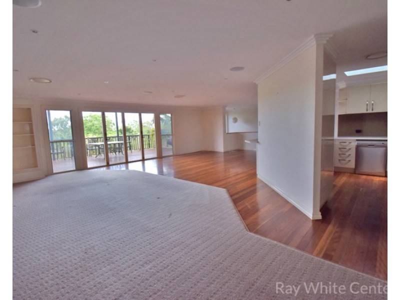 5 Mitchell Court, Mount Ommaney QLD 4074