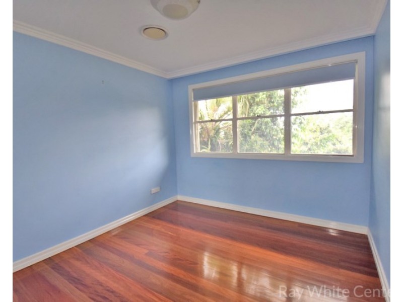 5 Mitchell Court, Mount Ommaney QLD 4074