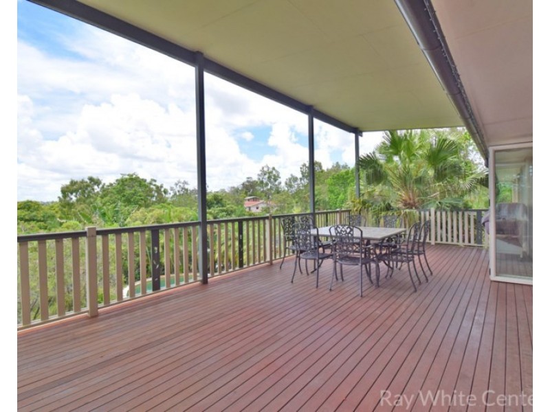 5 Mitchell Court, Mount Ommaney QLD 4074