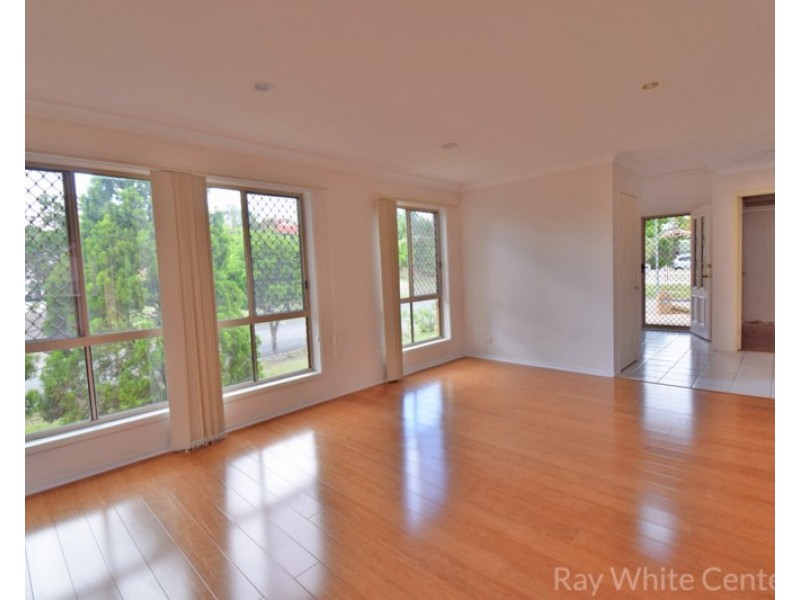 1 Warenda Close, Middle Park QLD 4074