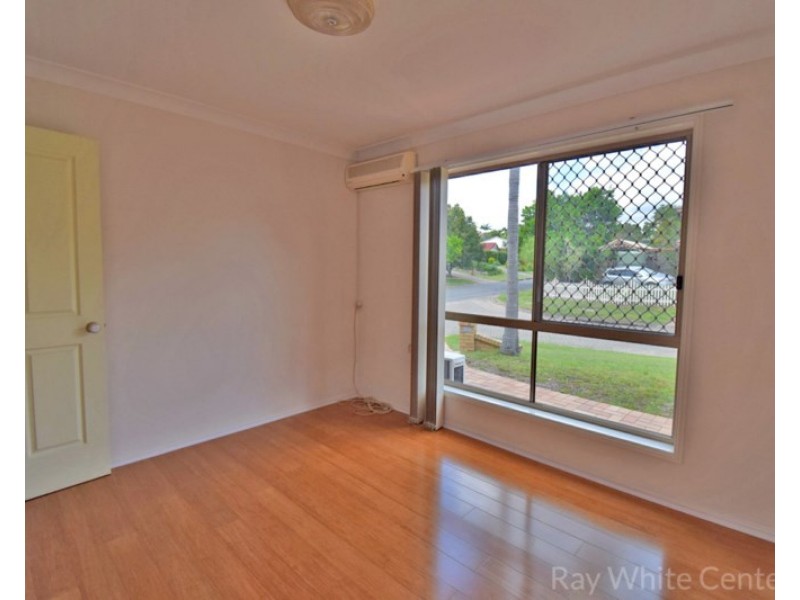1 Warenda Close, Middle Park QLD 4074