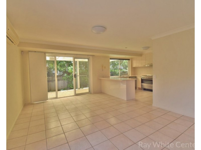 27/15 Abel Smith Crescent, Mount Ommaney QLD 4074
