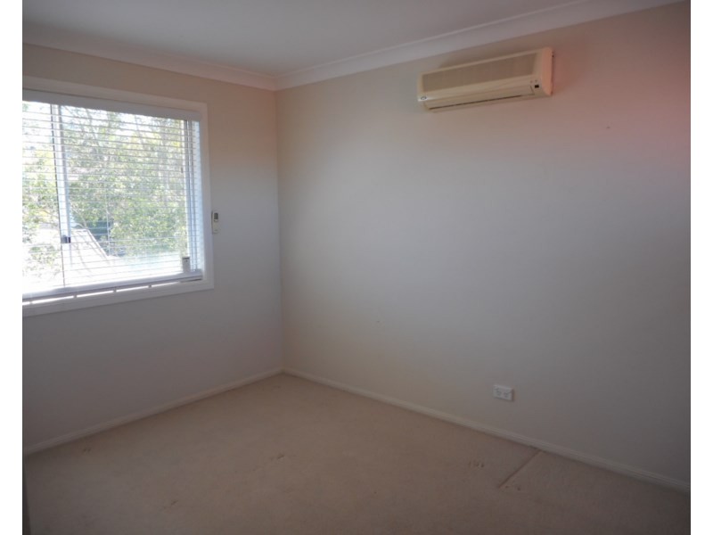 27/15 Abel Smith Crescent, Mount Ommaney QLD 4074