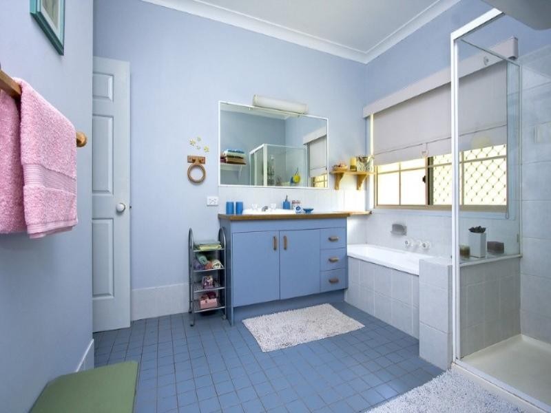 Pine Mountain QLD 4306